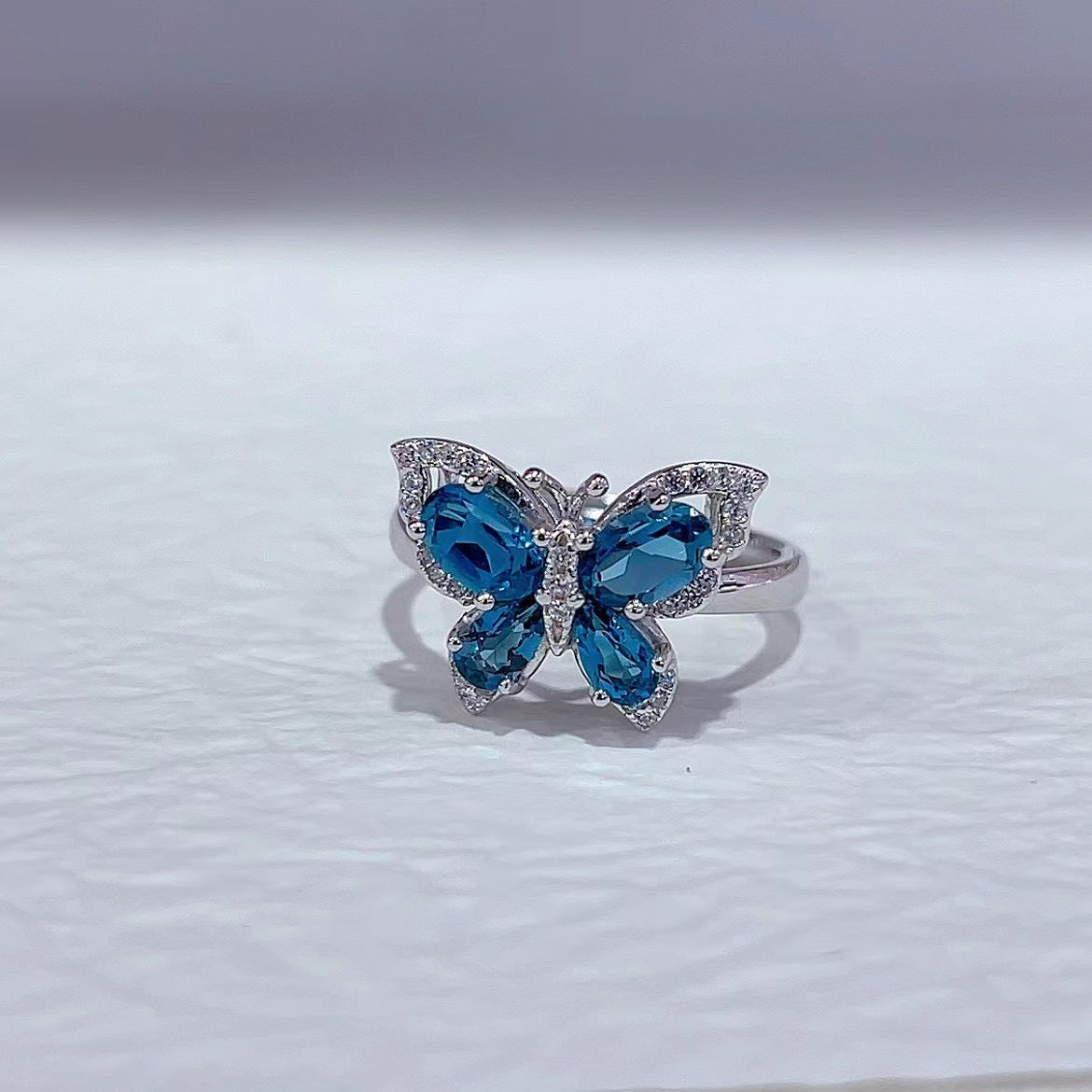 Wholesale Rhodium Plated 925 Sterling Silver Natural Topaz London Blue Gemstone Butterfly Ring