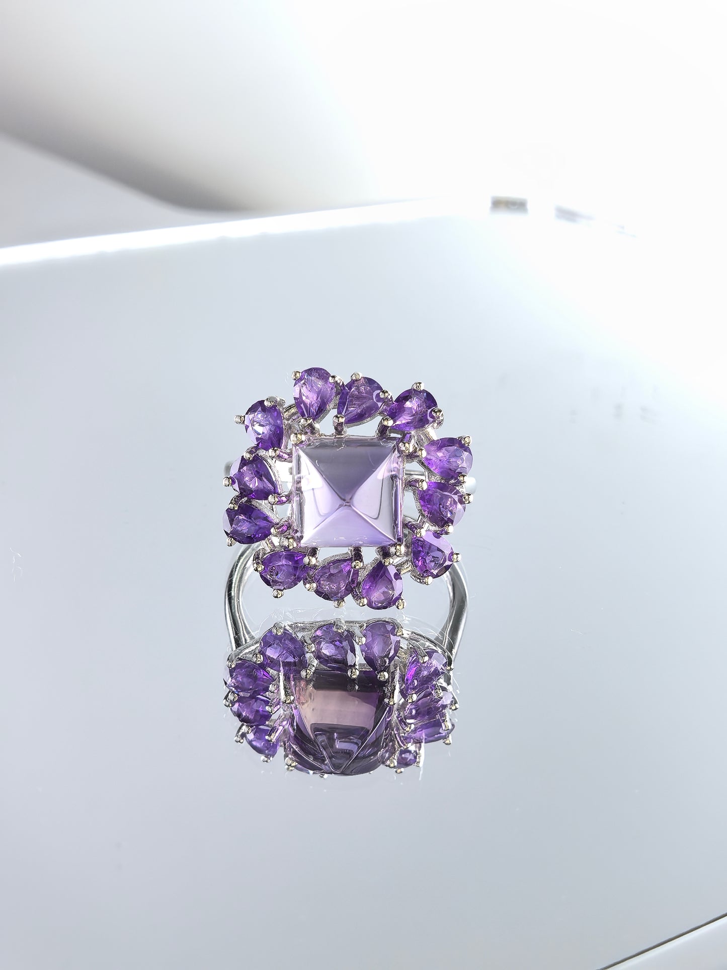 Wholesale Rhodium Plated 925 Sterling Silver Natural Amethyst Purple Gemstone Sugar-loaf Cut Ring