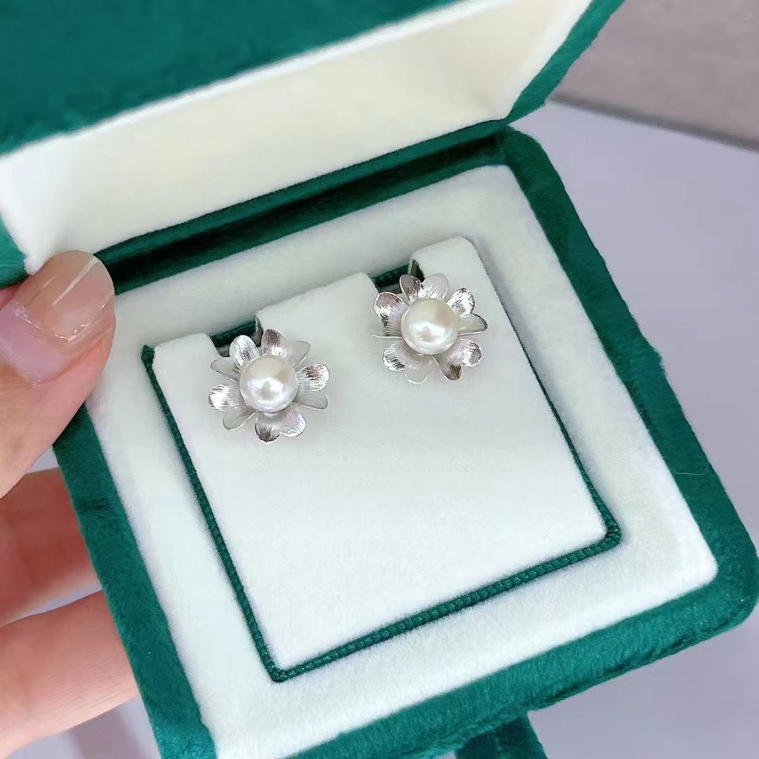 Wholesale Rhodium Plated 925 Sterling Silver Natural Freshwater Pearl Stud Earrings