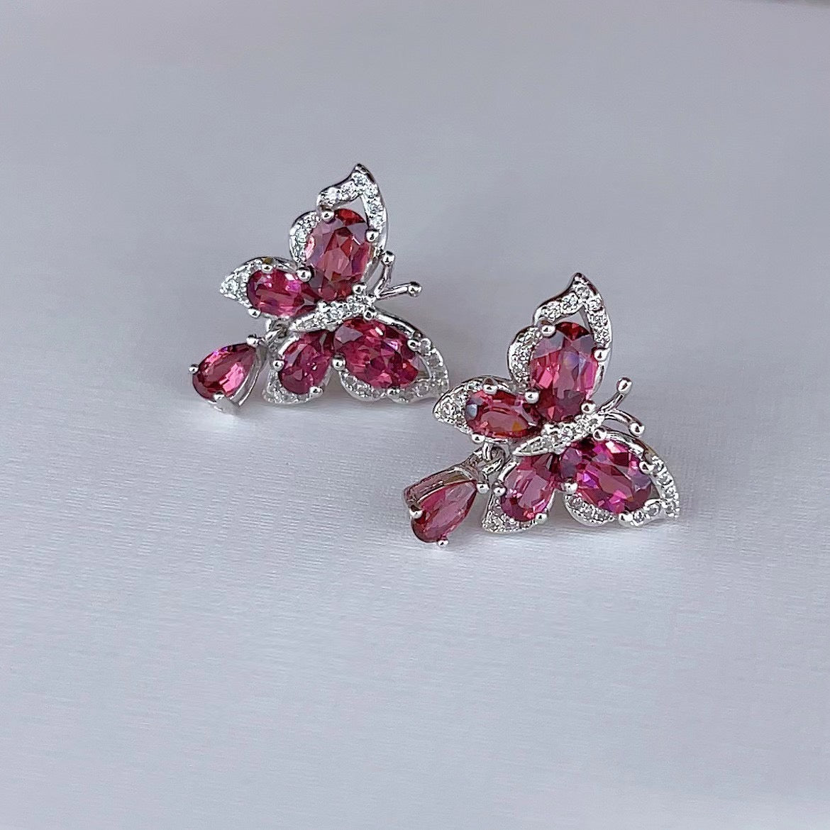 Wholesale Rhodium Plated 925 Sterling Silver Natural Pyrope Red Gemstone Butterfly Stud Earrings