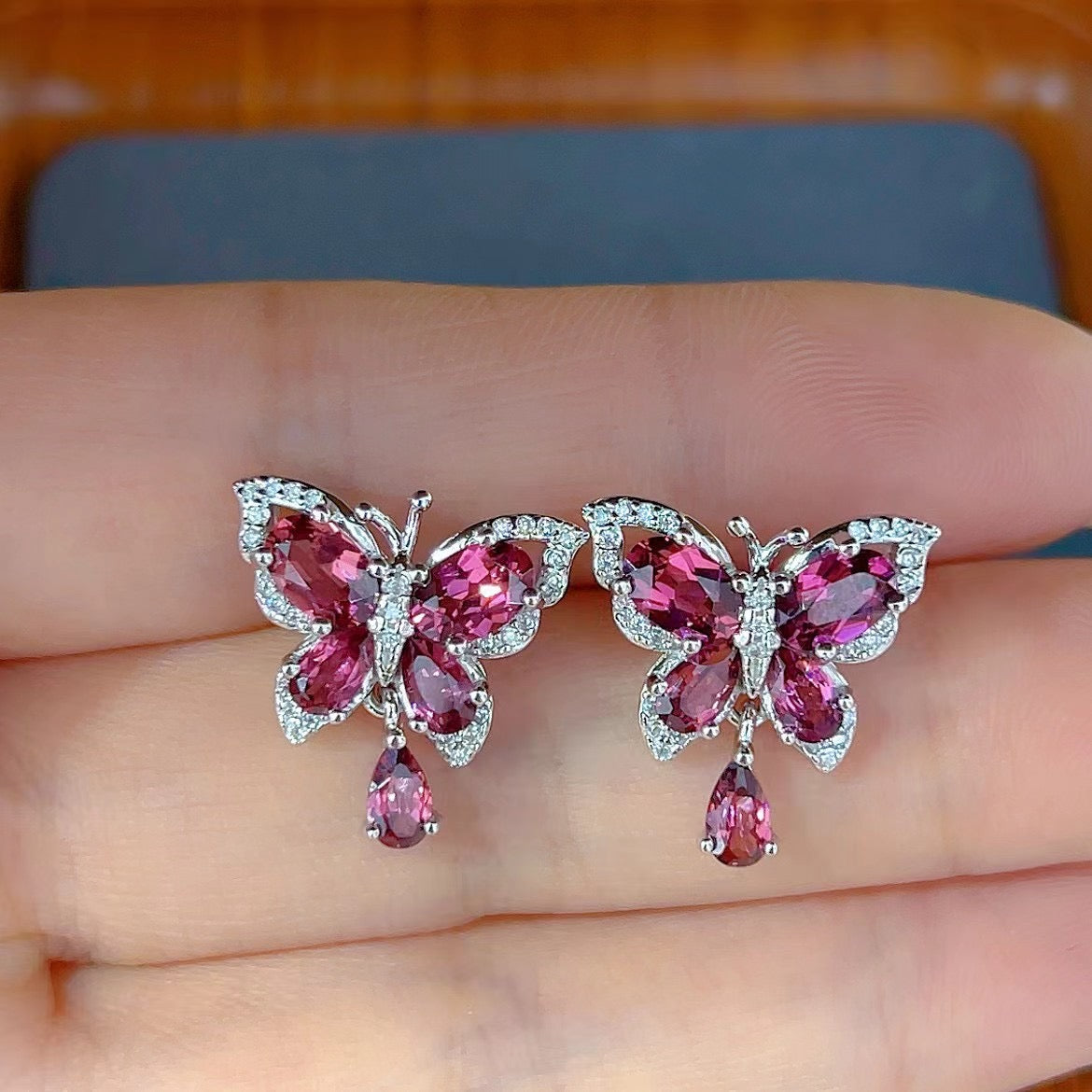 Wholesale Rhodium Plated 925 Sterling Silver Natural Pyrope Red Gemstone Butterfly Stud Earrings