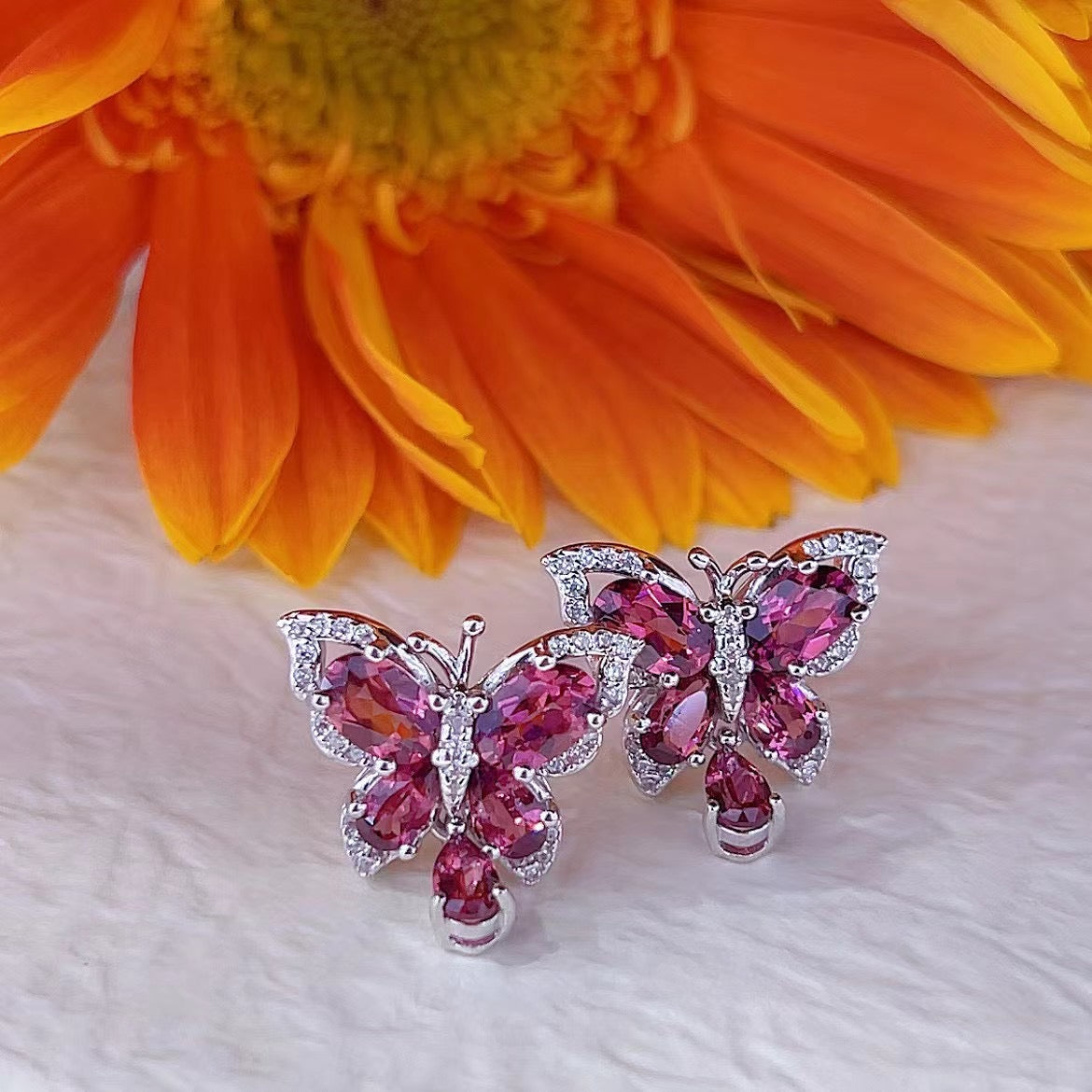 Wholesale Rhodium Plated 925 Sterling Silver Natural Pyrope Red Gemstone Butterfly Stud Earrings